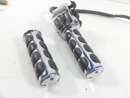 2002 Harley Touring FLHRCI Road King Chrome Hand Control Switch Set 71590-96 {{ shop.shopifyCountryName }} - Mototech271