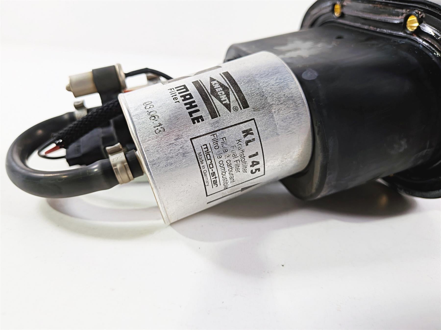 2014 Aprilia RSV4 RR Factory Fuel Gas Petrol Pump - Tested 858726 {{ shop.shopifyCountryName }} - Mototech271