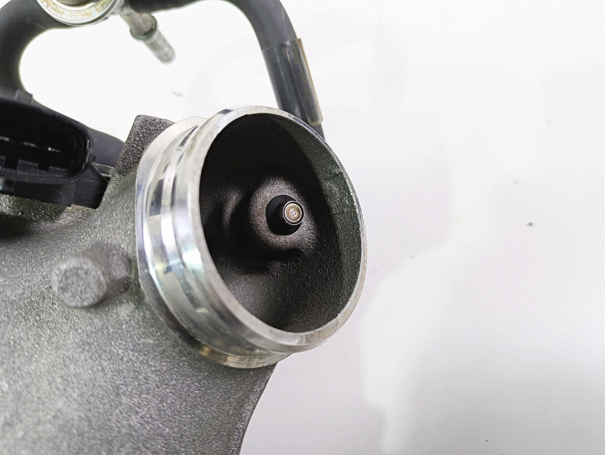 2016 Indian Chief Classic Throttle Body & Intake Manifold 5138214 1204685 {{ shop.shopifyCountryName }} - Mototech271