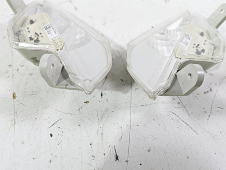 2014 BMW R1200 RT RTW K52 Front Blinker Turn Signal Set 63138541625 63138541626 {{ shop.shopifyCountryName }} - Mototech271