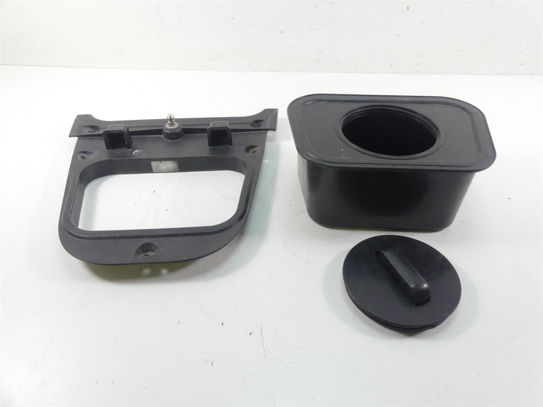 2018 Yamaha Waverunner VX1050 BT Deluxe Storage Box Seat Fairing Set F2X-U591B
