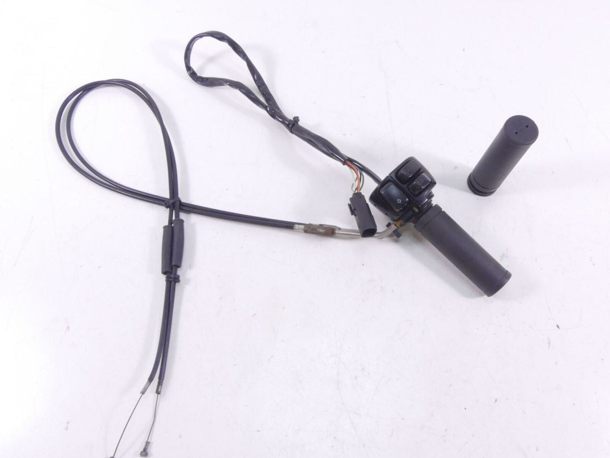 2009 Harley Sportster XR1200 Right Start Kill Control Switch Throttle 71684-06A {{ shop.shopifyCountryName }} - Mototech271