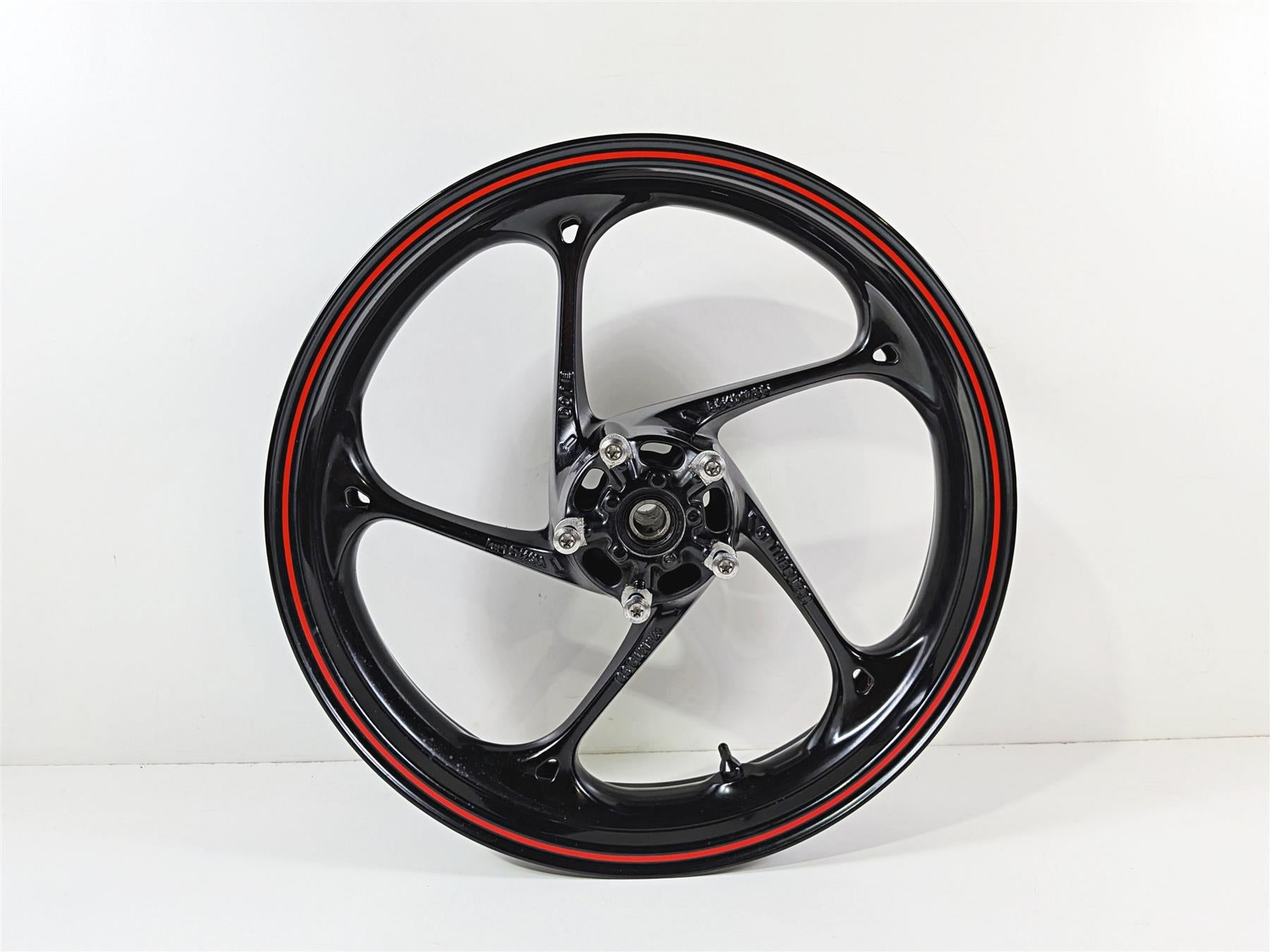 2019 Triumph Speed Triple RS 1050 Straight Nice Front Wheel Rim 17x3.5 T2000515 {{ shop.shopifyCountryName }} - Mototech271