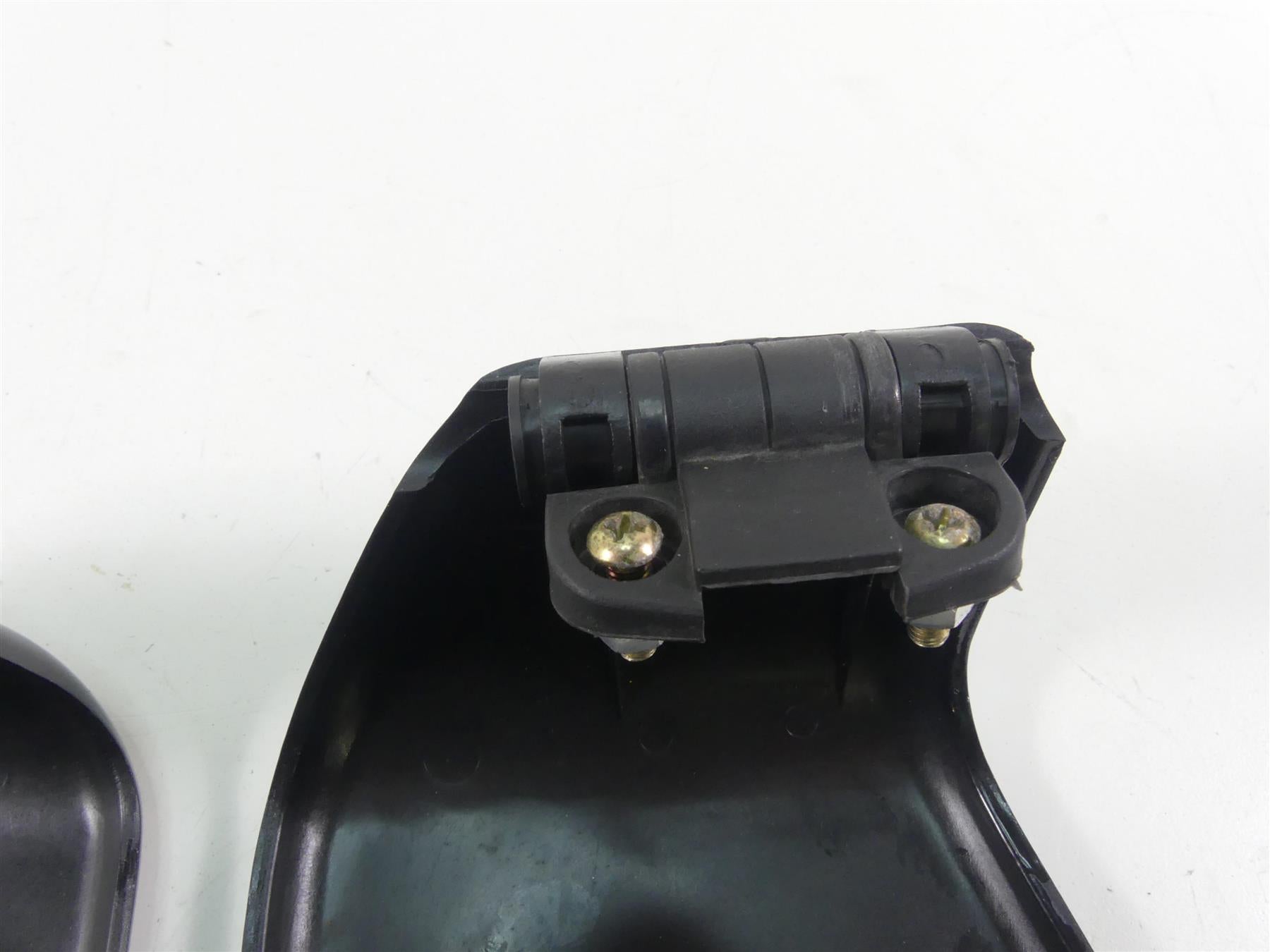 2011 Harley Touring FLTRU Road Glide Front Inner Fairing Lid Cover Set 58727-98B {{ shop.shopifyCountryName }} - Mototech271