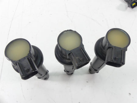 2007 Yamaha FZ1 Fazer 3 Ignition Coil & Wire Set -Read 5VY-82310-00-00 {{ shop.shopifyCountryName }} - Mototech271