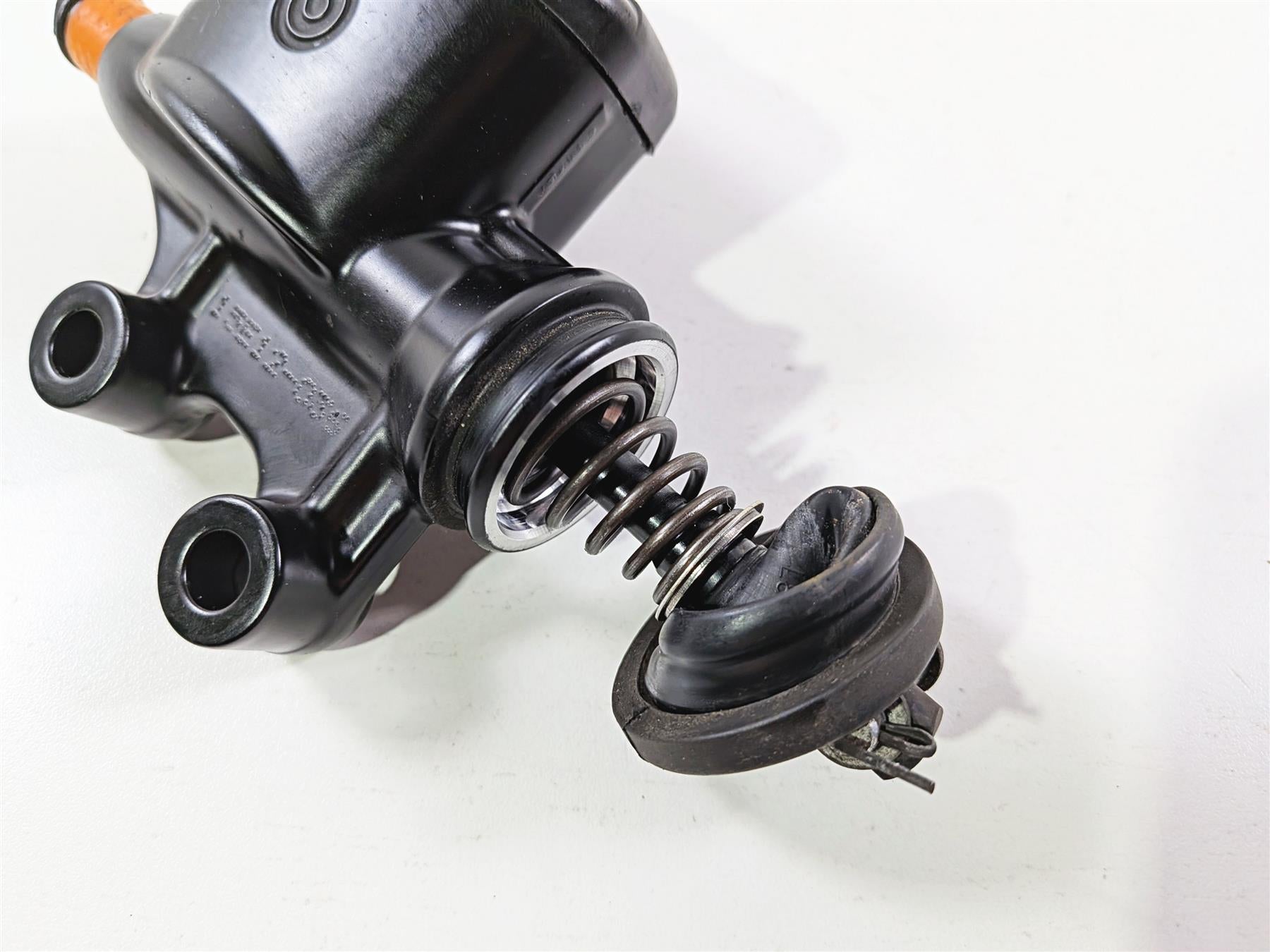 2016 Harley Touring FLHX Street Glide Rear Brake Master Cylinder 41700028A {{ shop.shopifyCountryName }} - Mototech271