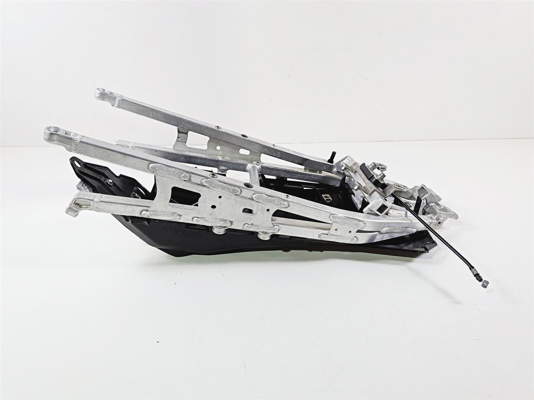2014 Aprilia RSV4 RR Factory Subframe Sub Frame & Inner Fender 858849 {{ shop.shopifyCountryName }} - Mototech271