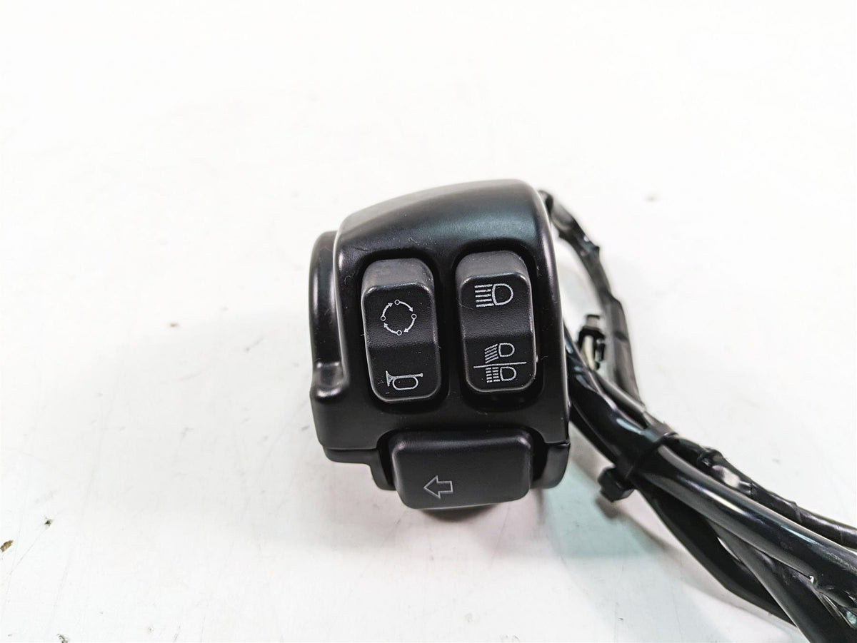2020 Harley Softail FXBB Street Bob Left Hand Control Switch - Read 71500292 {{ shop.shopifyCountryName }} - Mototech271