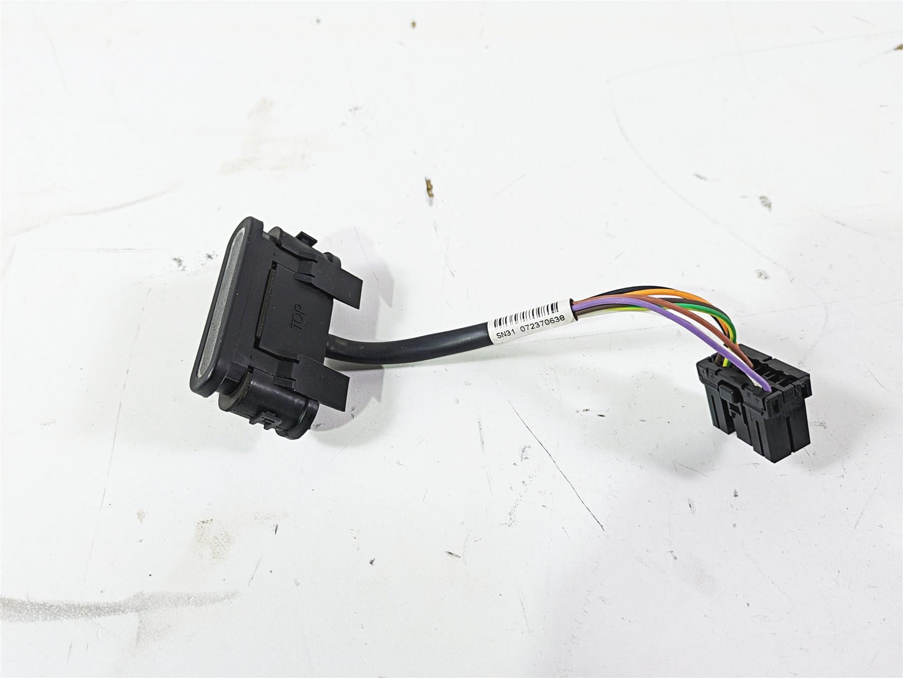 2008 Harley Touring FLHTCU E-Glide 105TH Instrument Indicator Lights 68789-96B {{ shop.shopifyCountryName }} - Mototech271