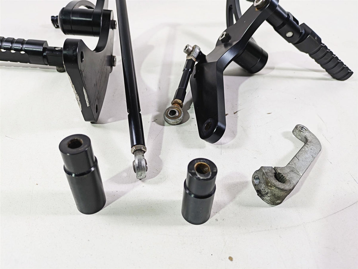 2021 Harley Softail FXST Standard Tarazon Fw Control Footrests - Read ?RSHD-SB18 {{ shop.shopifyCountryName }} - Mototech271