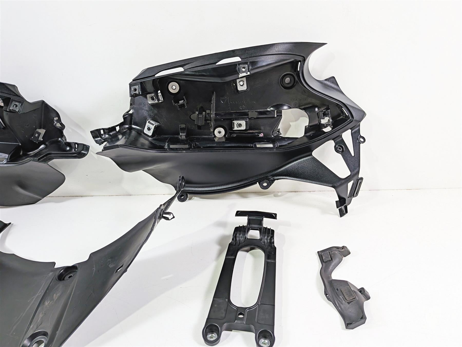 2017 Ducati 959 Panigale Battery & Electrical Carrier Cover Set 829PA371A-Mototech271