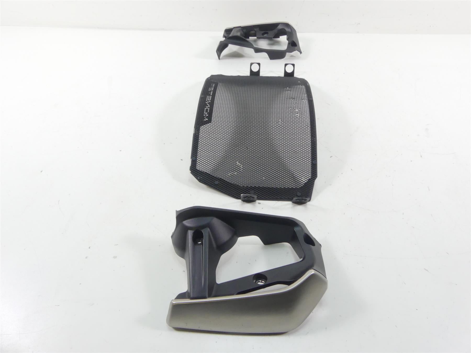 2015 Ducati Monster 1200 S Left Right Radiator Cooler Cover Guards Set 48016211B {{ shop.shopifyCountryName }} - Mototech271