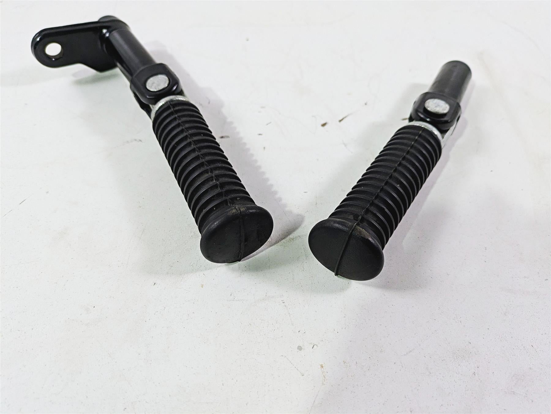 2014 Harley FLS Softail Slim Rear Passenger Footpeg Set 50932-08 {{ shop.shopifyCountryName }} - Mototech271