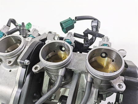 2014 Yamaha YZFR1 R1 RN22 Mikuni Throttle Body Bodies 1KB-13750-00-00 {{ shop.shopifyCountryName }} - Mototech271