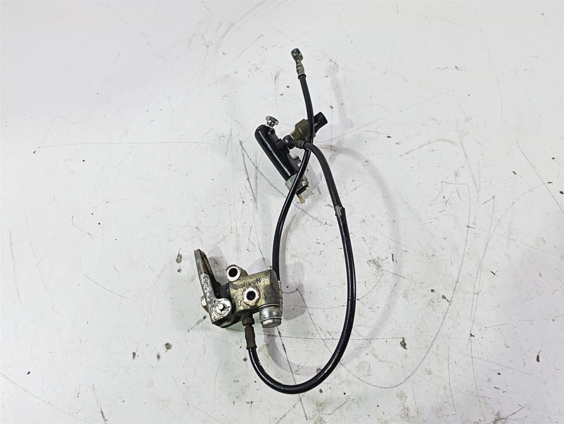1998 Moto Guzzi California 1100 EV Front Braking Correcting Device GU03668200 {{ shop.shopifyCountryName }} - Mototech271