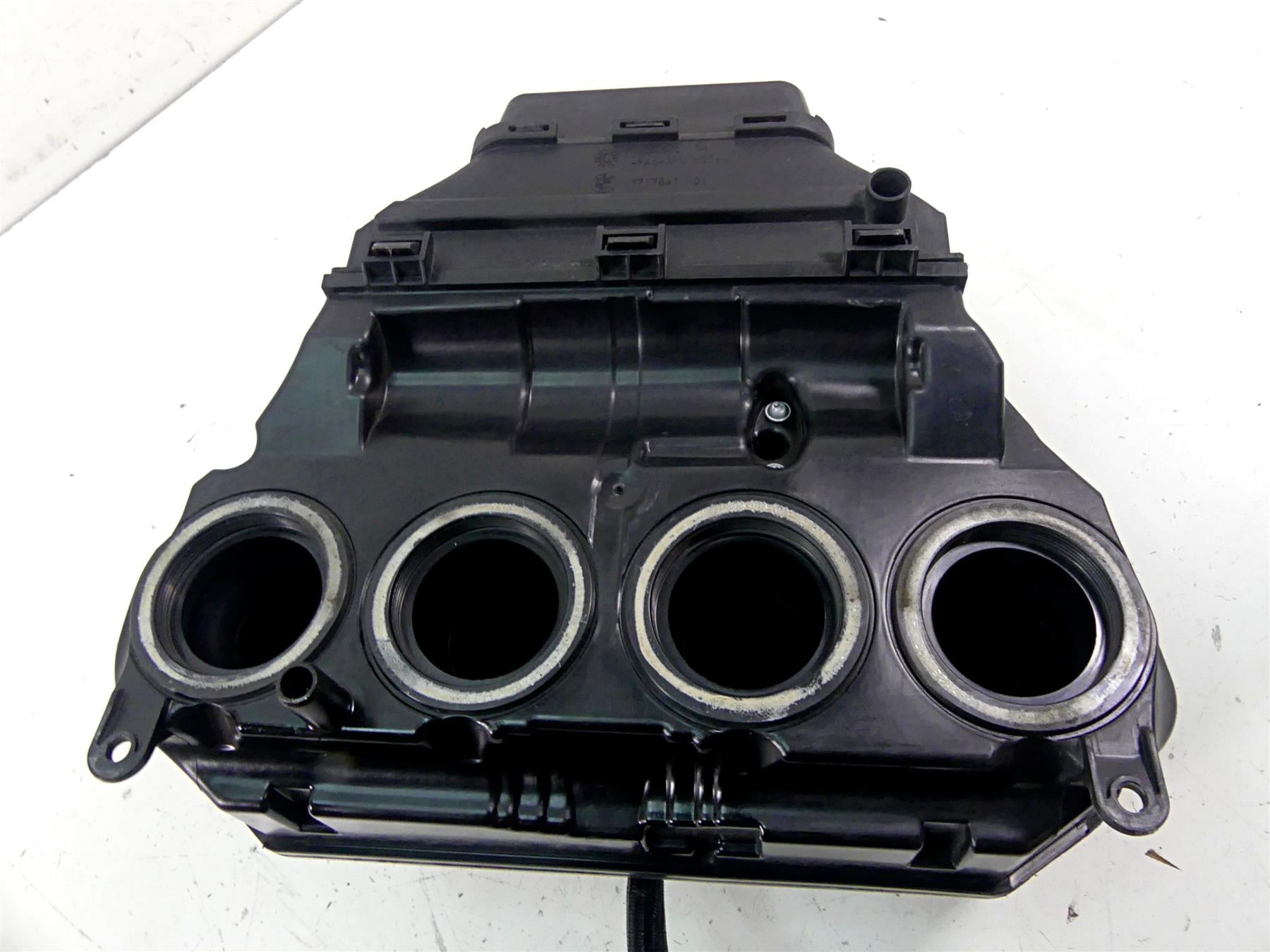 2018 BMW S1000RR K46 Airbox Cleaner Breather & Fuel Injector Set 13718561315 {{ shop.shopifyCountryName }} - Mototech271