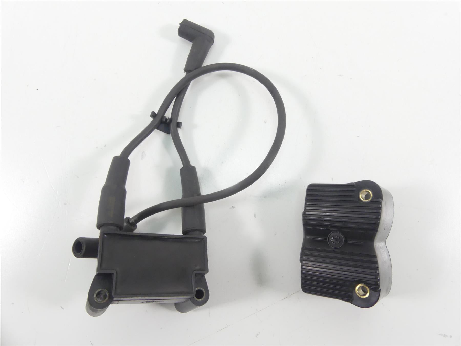 2014 Harley FXDF Dyna Fat Bob Delphi Ignition Coil Wires Plugs Set 31696-07A {{ shop.shopifyCountryName }} - Mototech271