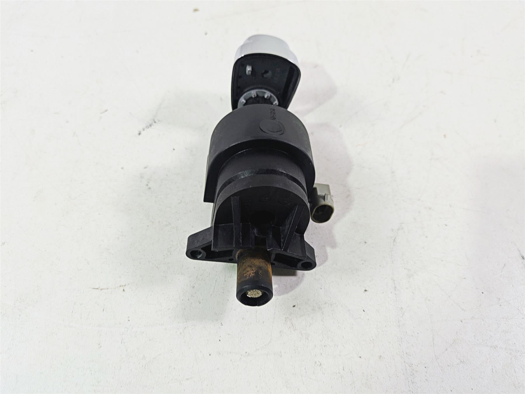 2015 Harley Touring FLHTKL Electra Glide Ignition Switch - Vin 71400012B {{ shop.shopifyCountryName }} - Mototech271