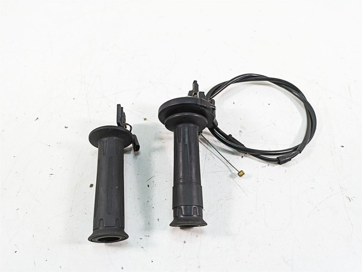 2007 BMW R1200GS K255 Adv Heated Hand Grips Throttle Cable Set 61317727067 {{ shop.shopifyCountryName }} - Mototech271