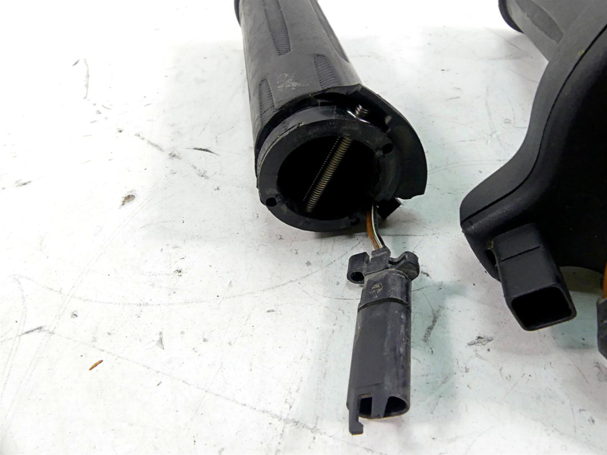 2015 BMW R1200GS GSW K50 Heated Cruise Hand Grip Set - Read 61318552120 {{ shop.shopifyCountryName }} - Mototech271