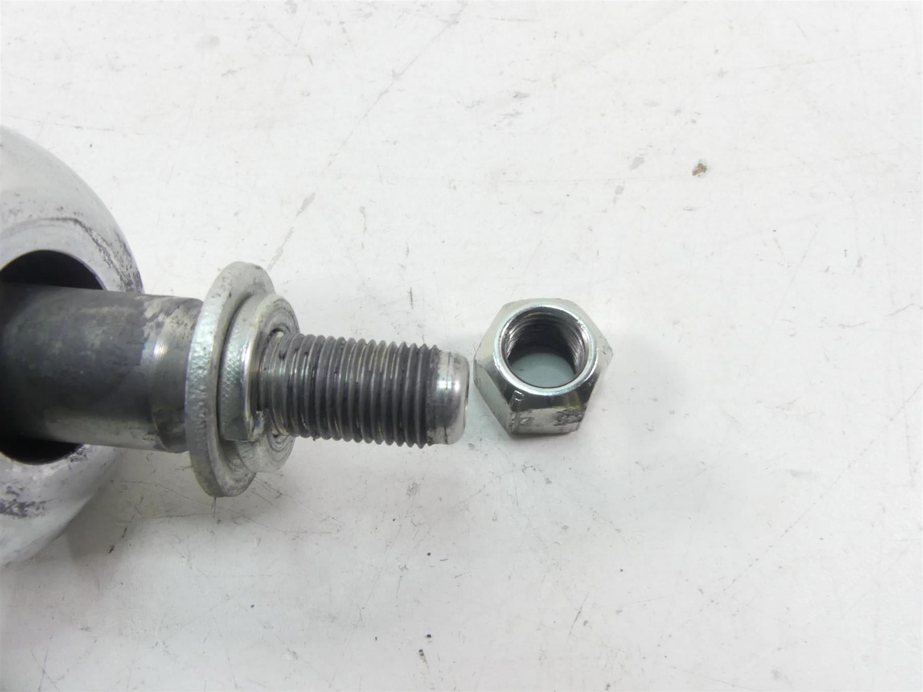 2005 Harley Touring CVO FLHTCSE Electra Glide Front Axle Wheel Spindle 43364-00 {{ shop.shopifyCountryName }} - Mototech271