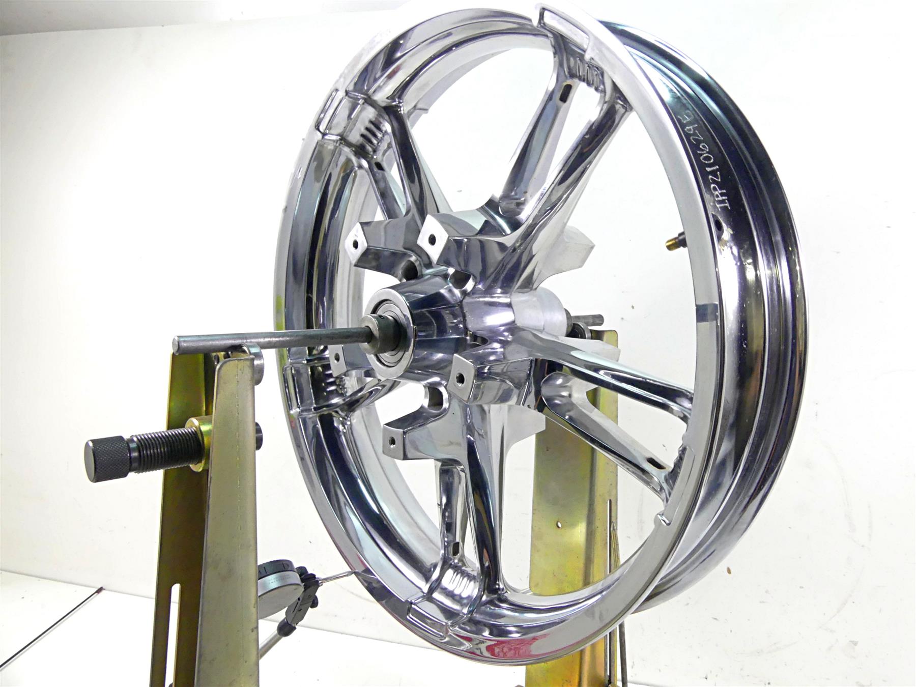 2015 Harley Touring FLHXS Street Glide Front Wheel Rim Enforcer 3.5x19 43300336 {{ shop.shopifyCountryName }} - Mototech271