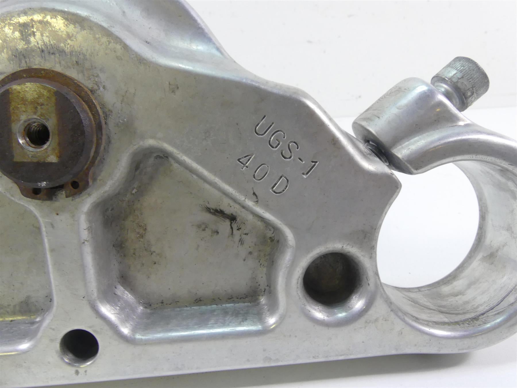 2016 Harley FXDL Dyna Low Rider Lower Triple Tree Clamp 49Mm - Read 45539-08 {{ shop.shopifyCountryName }} - Mototech271