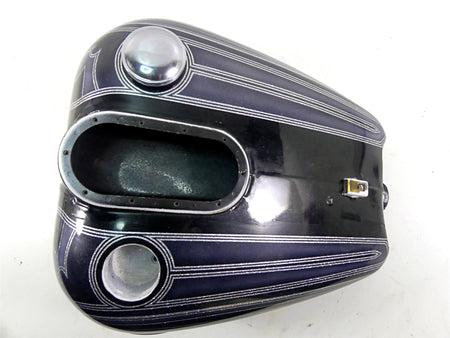 2007 Harley Touring FLHRC Road King Fuel Gas Petrol Tank - Read 61268-03 {{ shop.shopifyCountryName }} - Mototech271