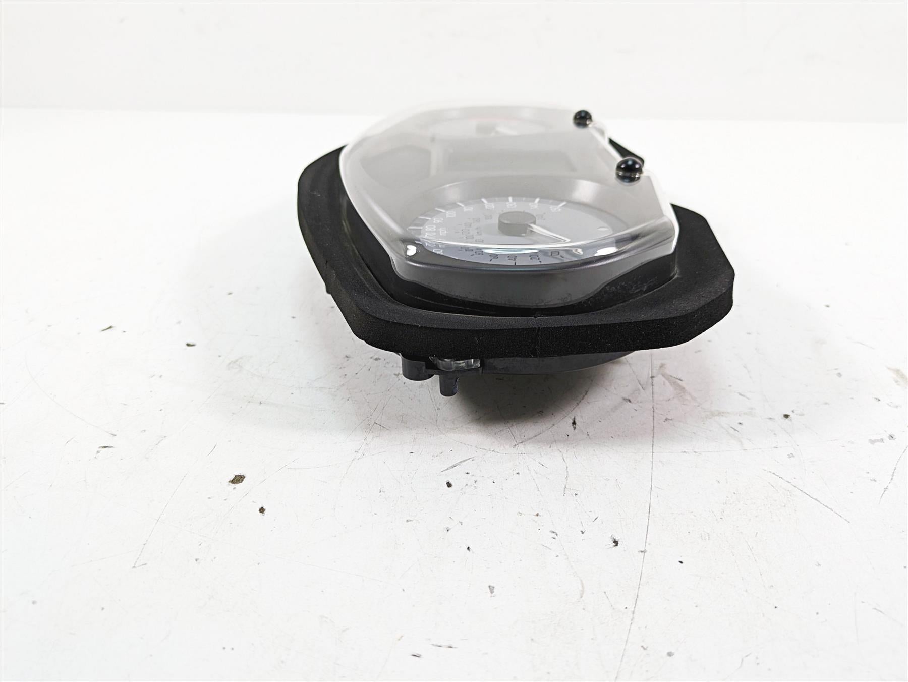 2007 BMW R1200RT K26 Speedometer Gauge Instrument 29K 62117704618 {{ shop.shopifyCountryName }} - Mototech271