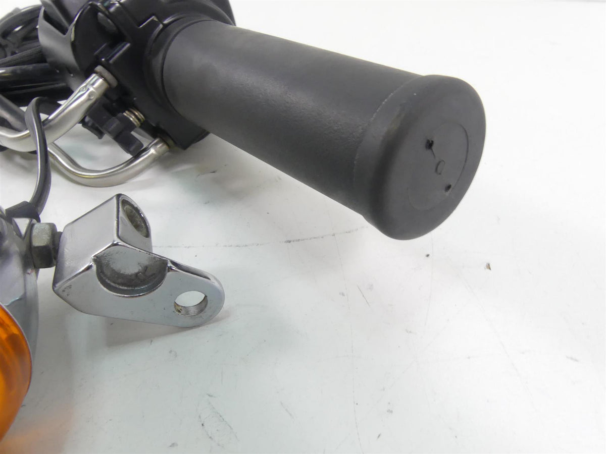 2015 Harley FXDF Dyna Fat Bob Right Control Switch Throttle + Blinker 72944-12 {{ shop.shopifyCountryName }} - Mototech271