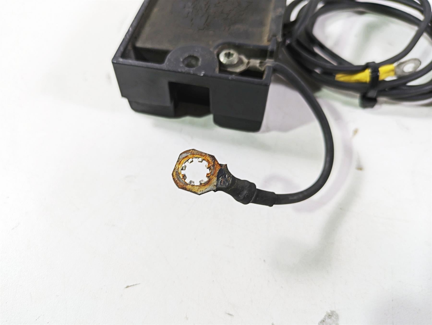 2003 Harley Dyna FXDL Low Rider 100TH Rectifier Voltage Regulator 74518-99A {{ shop.shopifyCountryName }} - Mototech271
