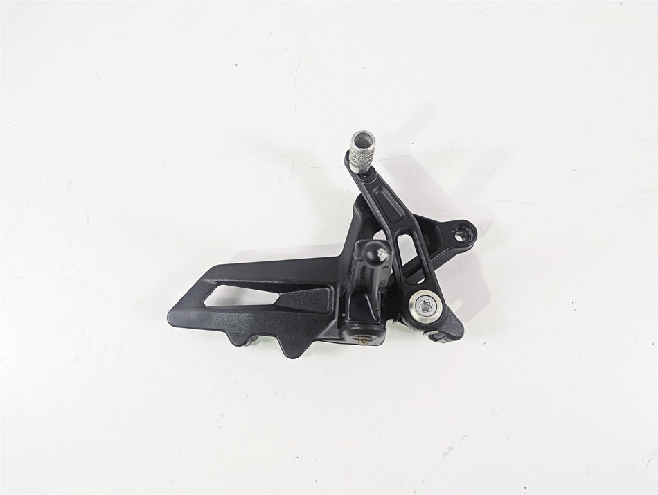 2017 KTM 1290 Super Duke GT Front Right Footpeg & Brake Pedal 6130303910033S {{ shop.shopifyCountryName }} - Mototech271