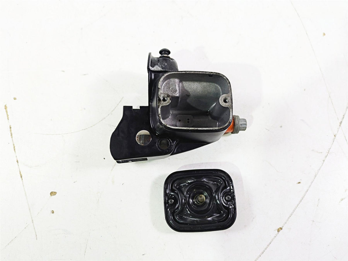 2009 Harley FXCWC Softail Rocker Front 9/16" Brake Master Cylinder 45064-08 {{ shop.shopifyCountryName }} - Mototech271