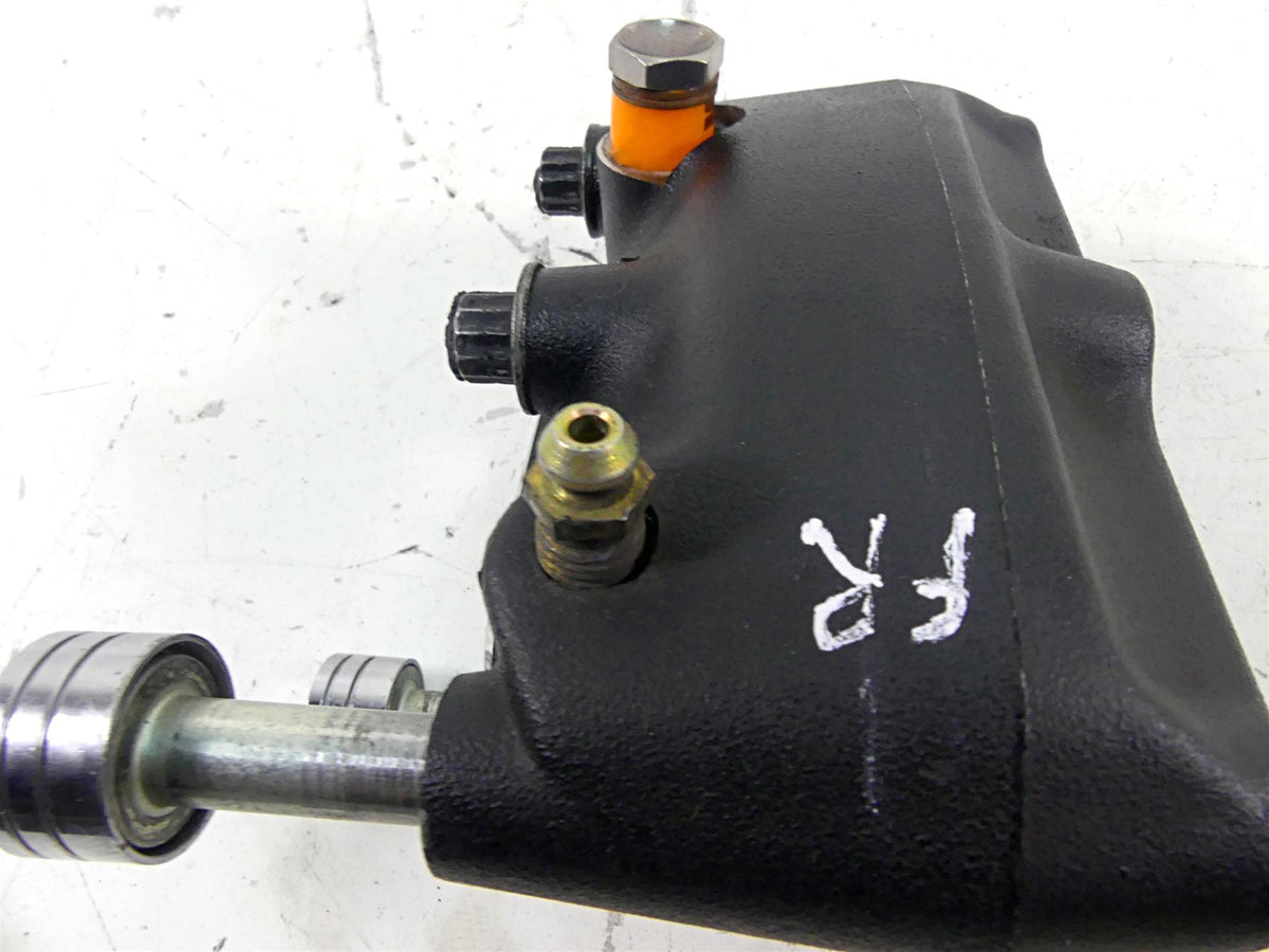 2002 Harley Touring FLHTC Electra Glide Front Brake Calipers 44023-00 44046-00 {{ shop.shopifyCountryName }} - Mototech271