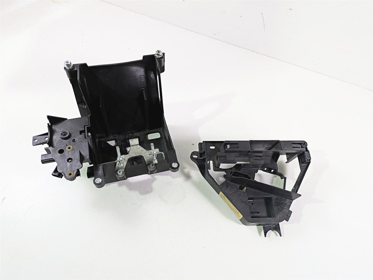 2021 Harley Touring FLTRX Road Glide Battery Tray Electrical Holder Set 66000010 {{ shop.shopifyCountryName }} - Mototech271