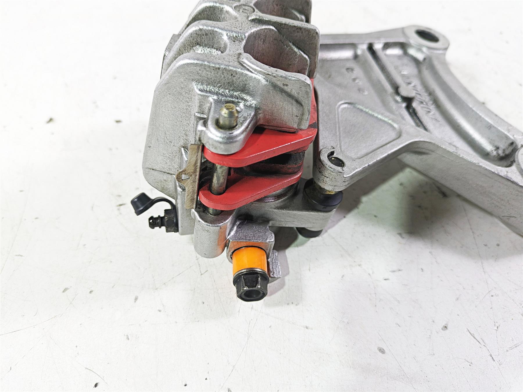 1998 Honda GL1500 Valkyrie Tour Nice Rear Brake Caliper 43150-MZ0-006 {{ shop.shopifyCountryName }} - Mototech271