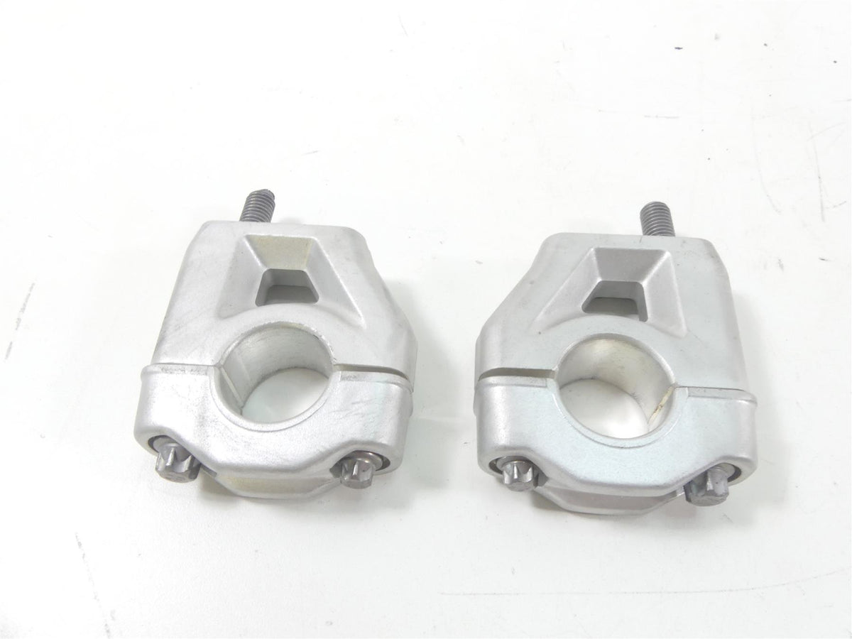 2009 BMW R1200GS K25 Left Right Handlebar Handle Bar Riser Set 28,5 31427718173 {{ shop.shopifyCountryName }} - Mototech271