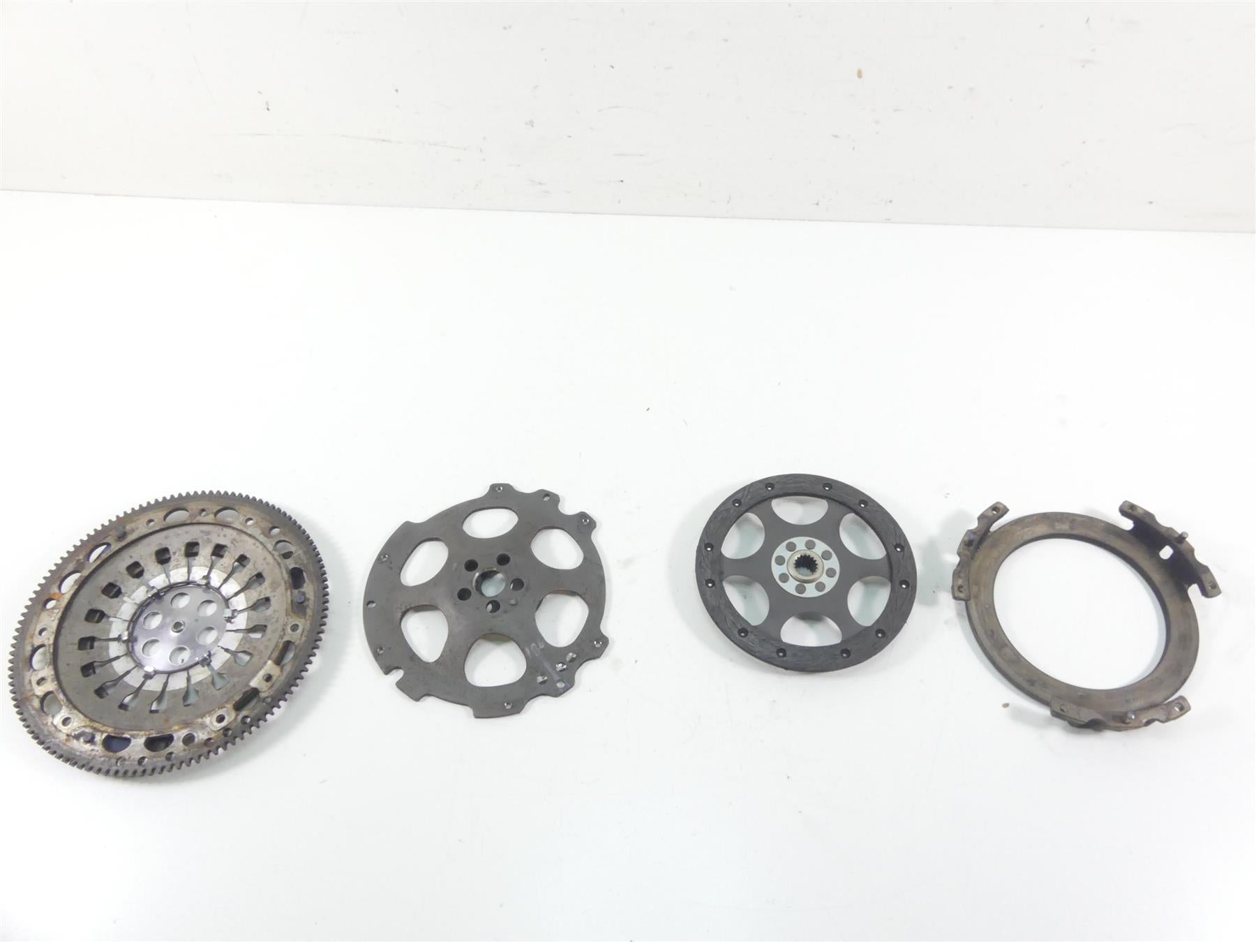 2017 BMW RnineT Racer K32 Clutch Pressure Plate Friction Disc Set 21217697737 {{ shop.shopifyCountryName }} - Mototech271