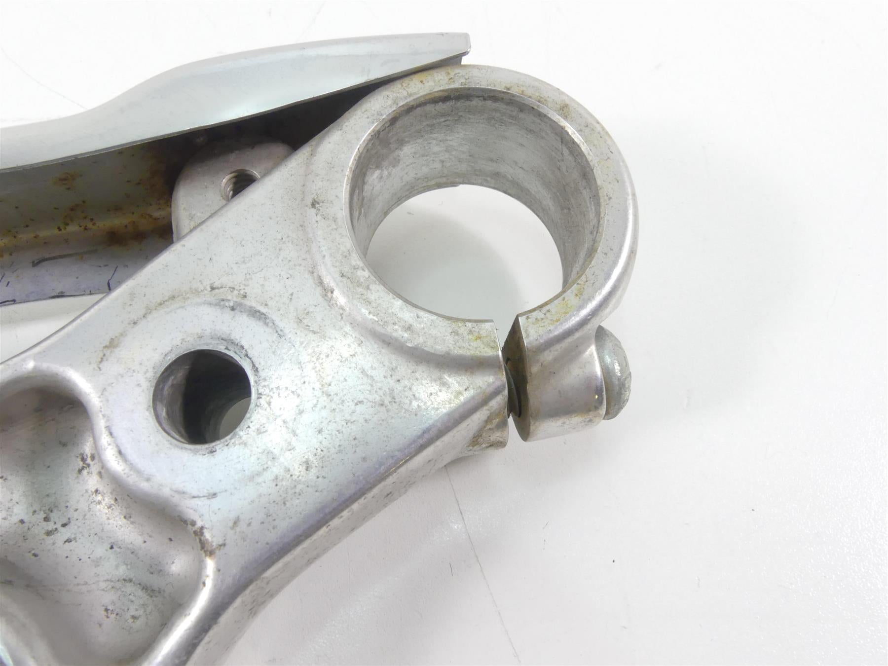 2006 Harley Sportster XL1200 Custom Upper Triple Tree Steering Clamp 45966-04 {{ shop.shopifyCountryName }} - Mototech271