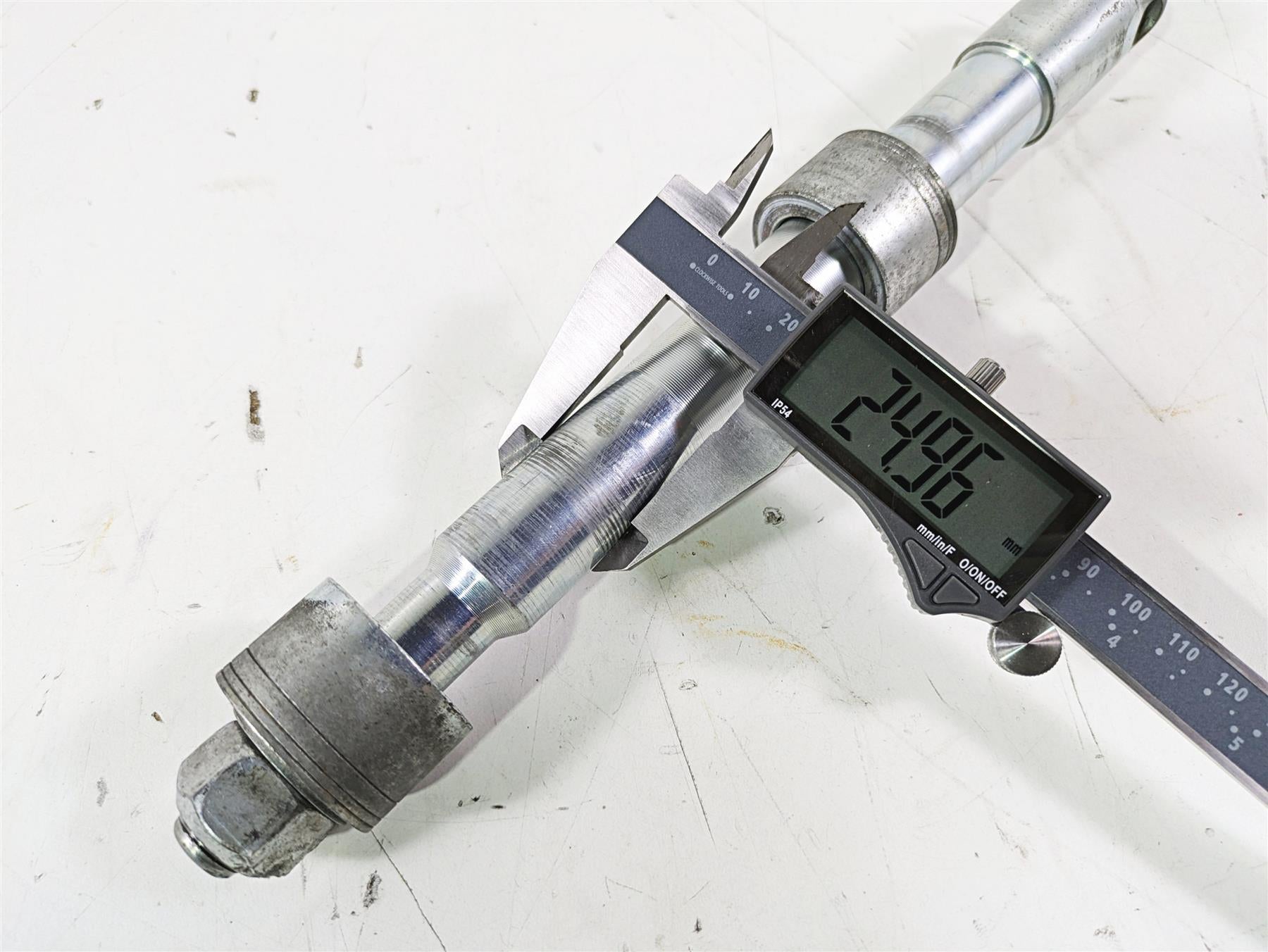 2015 Harley FXDL Dyna Low Rider Front Axle Wheel Spindle 25mm 41628-08 {{ shop.shopifyCountryName }} - Mototech271