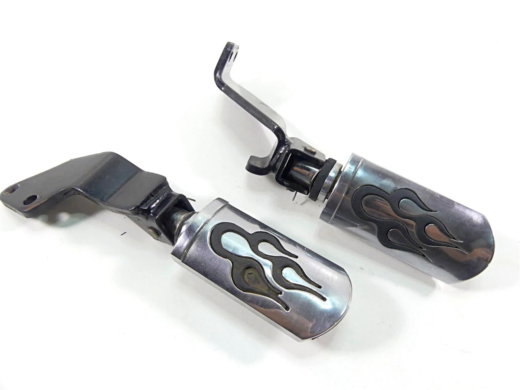 2002 Honda VTX1800 R Rear Passenger Footpeg Set 50680-MCV-000 50685-MCV-000 {{ shop.shopifyCountryName }} - Mototech271