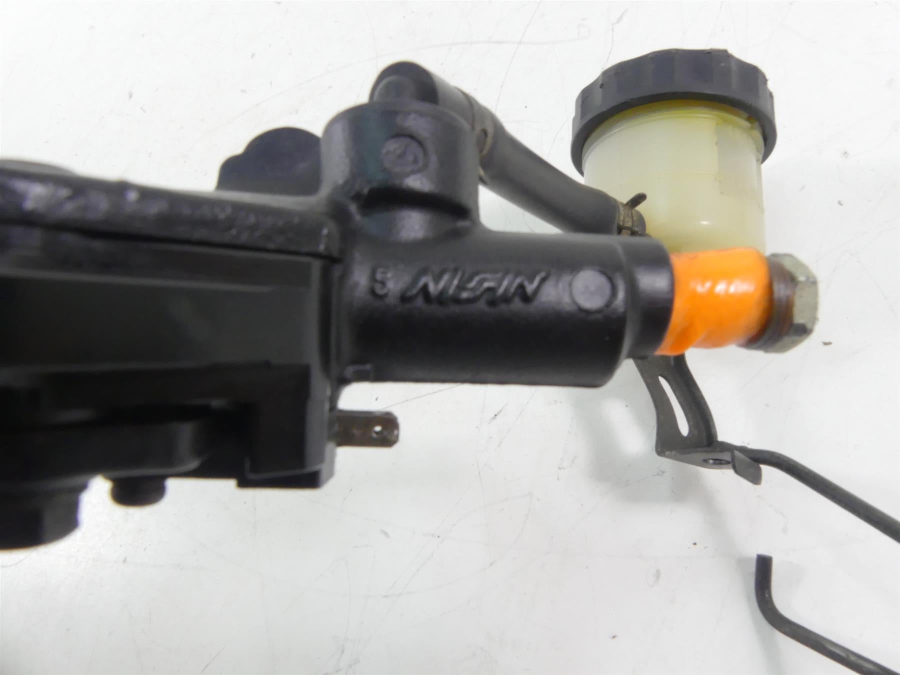 2001 Kawasaki ZX600J2 ZX6R Ninja Front Nissin Brake Master Cylinder 43015-1633 {{ shop.shopifyCountryName }} - Mototech271