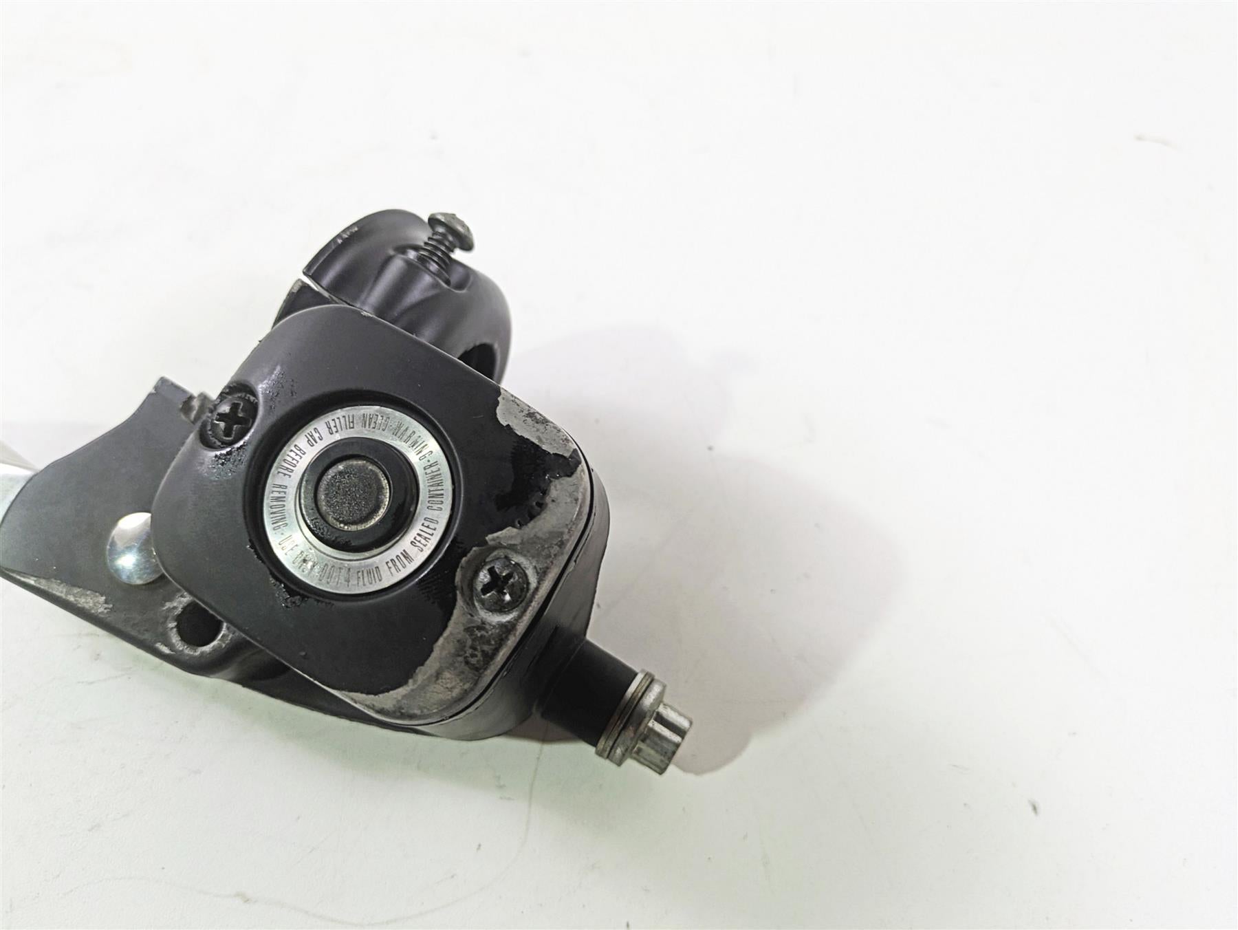 2010 Harley Dyna FXDB Street Bob Front Brake Master Cylinder 9/16" 45019-08B {{ shop.shopifyCountryName }} - Mototech271