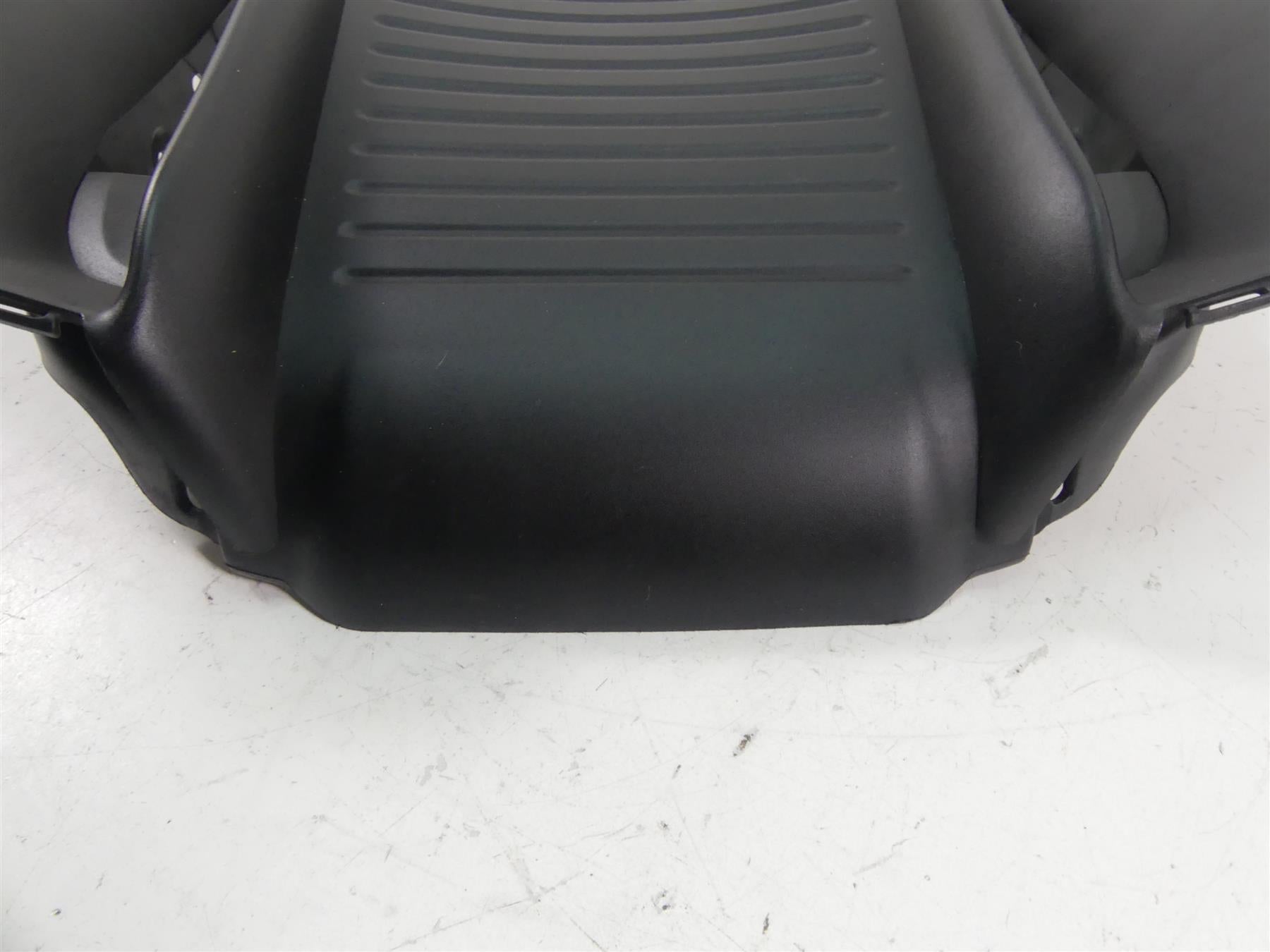 2012 Harley VRSCF Muscle Rod Radiator Center Cover Fairing 26813-08A {{ shop.shopifyCountryName }} - Mototech271