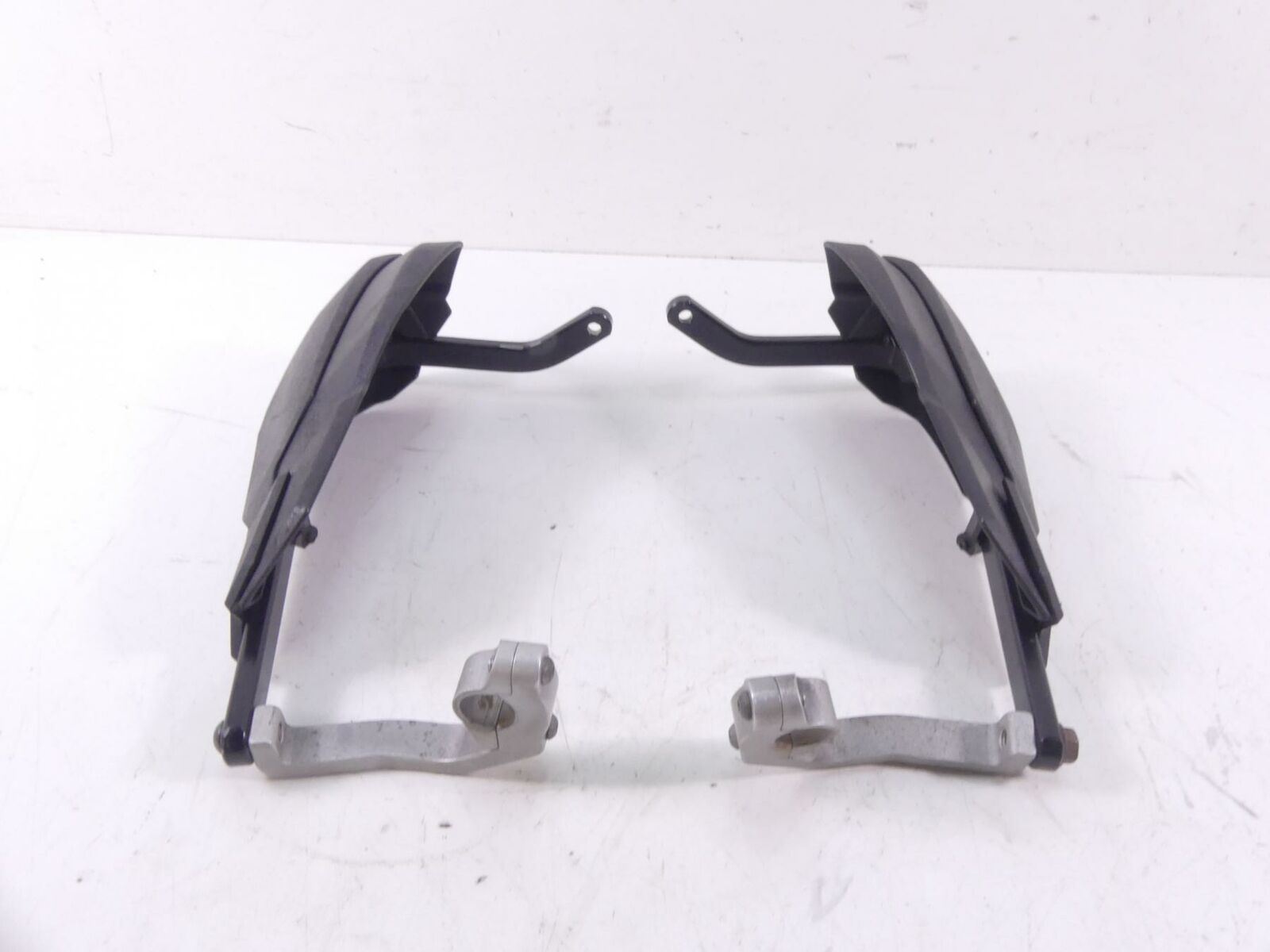 2012 Yamaha XT1200 Super Tenere Hand Protection Guard Set 23P-26142-01-00 {{ shop.shopifyCountryName }} - Mototech271