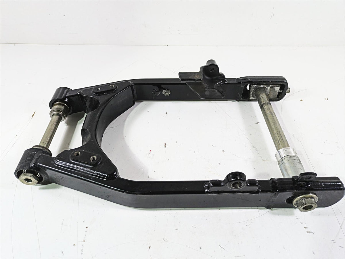 2015 Harley FXDL Dyna Low Rider Rear Swingarm & Belt Guards 25mm Axle 47820-10 {{ shop.shopifyCountryName }} - Mototech271