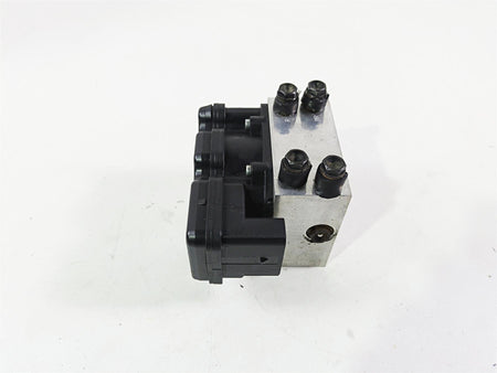 2011 Harley Touring FLHTCUSE CVO E-Glide Abs Brake Pump Module 40601-08A {{ shop.shopifyCountryName }} - Mototech271