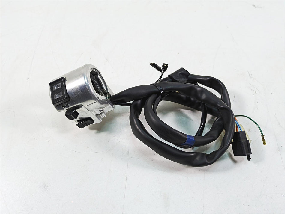2006 Honda VT1100 C2 Shadow Left Hand Control Switch Light Horn 35020-MCK-A00 {{ shop.shopifyCountryName }} - Mototech271
