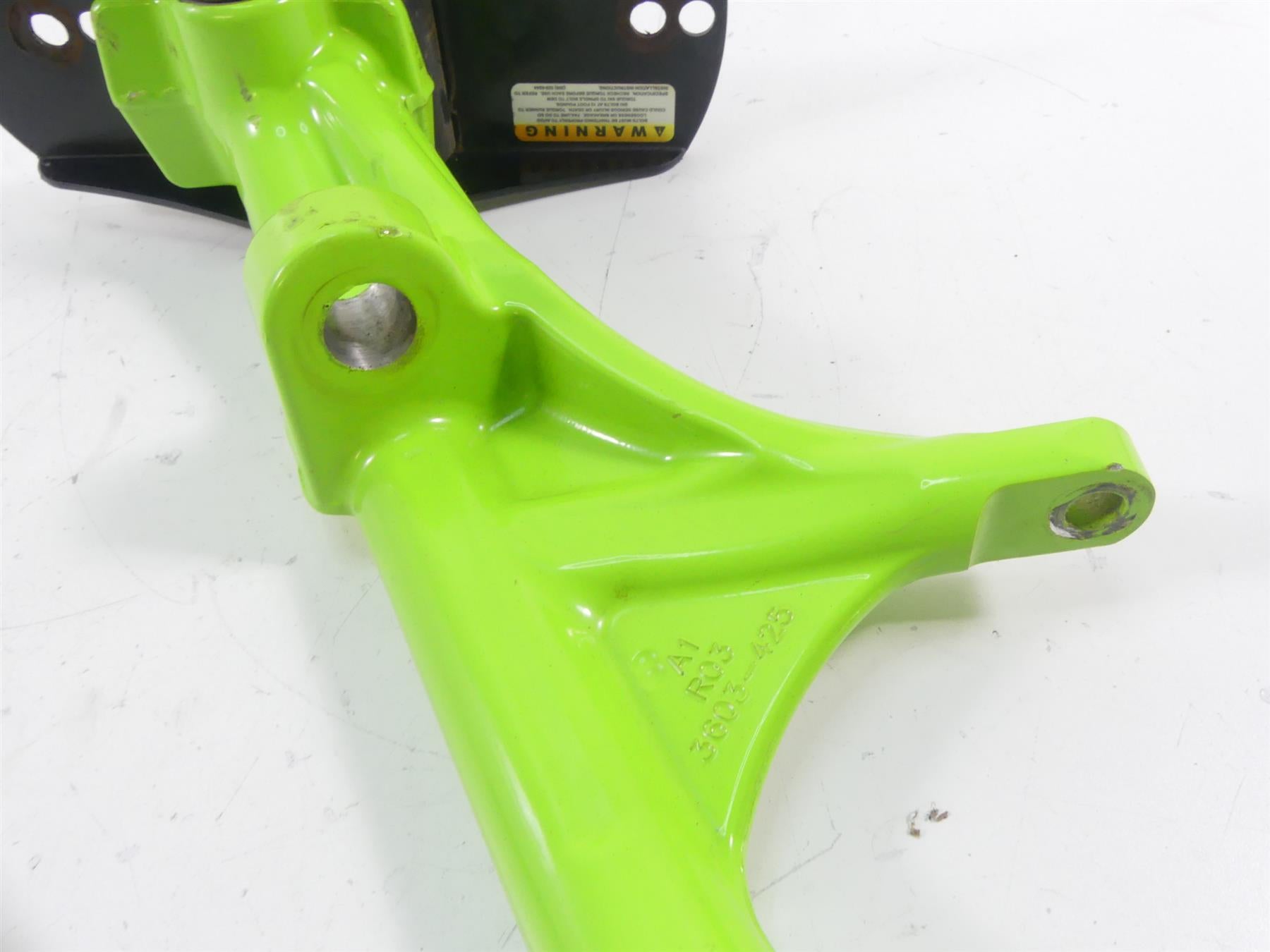 2017 Arctic Mountain Cat M8000 153 Left Knee Control Arm Ski Mount Hub 3703-445 {{ shop.shopifyCountryName }} - Mototech271