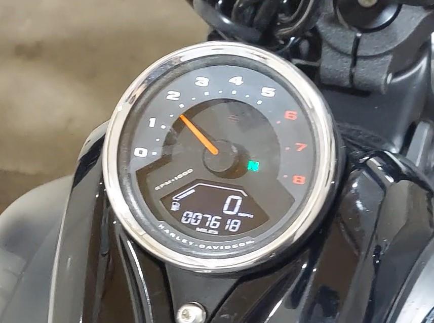 2018 Harley Softail FXFB Fat Bob Speedometer Gauge Instrument - 7K 70900703 {{ shop.shopifyCountryName }} - Mototech271